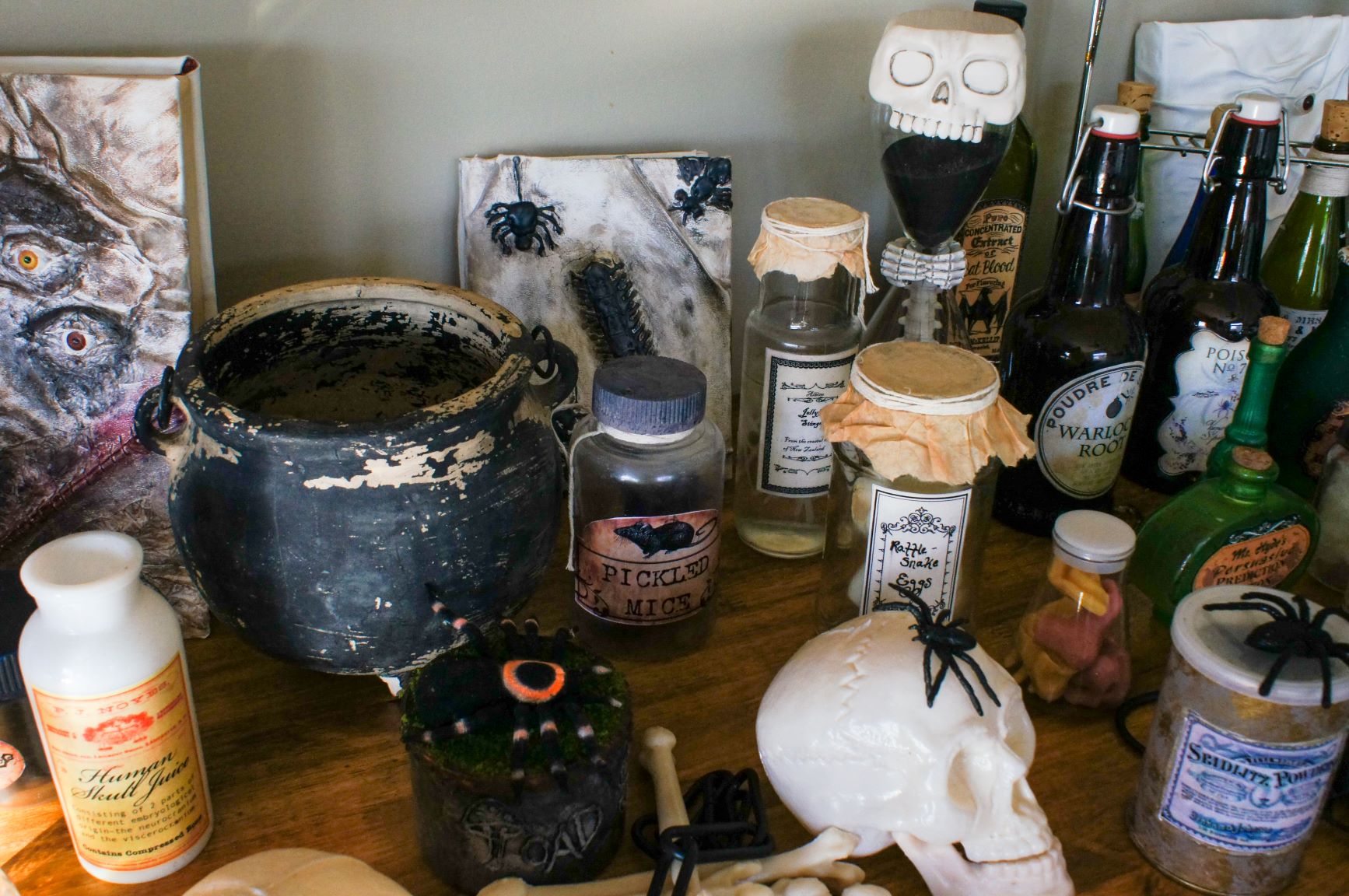 How to Make the Best Halloween Apothecary Jars » Cathartic Crafting How to Make the Best Halloween Apothecary Jars » Cathartic Crafting