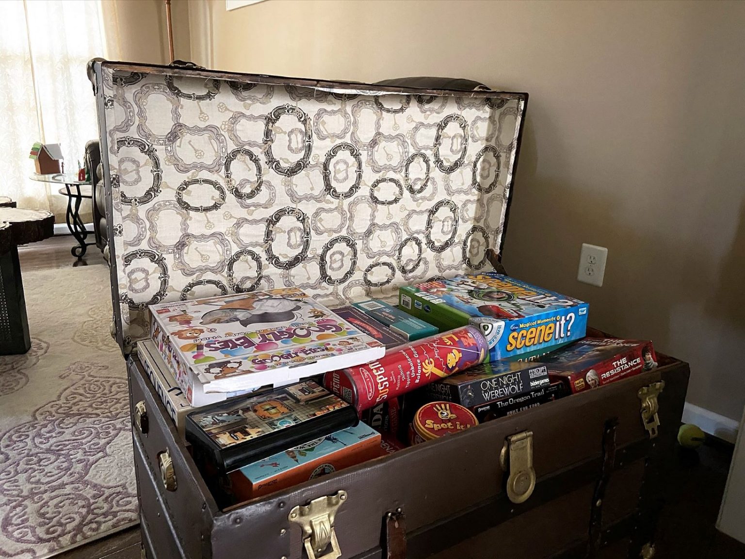 Antique Trunk Refinished into Side Table » Cathartic Crafting » Refinishing