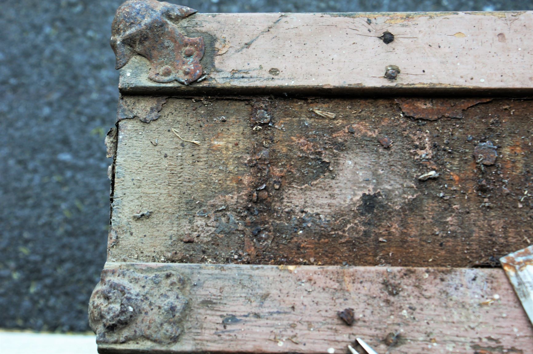 Antique Trunk Refinished into Side Table » Cathartic Crafting » Refinishing